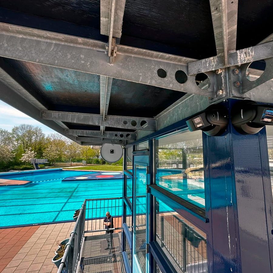 JD_Security_Systems_camerabewaking_zwembad